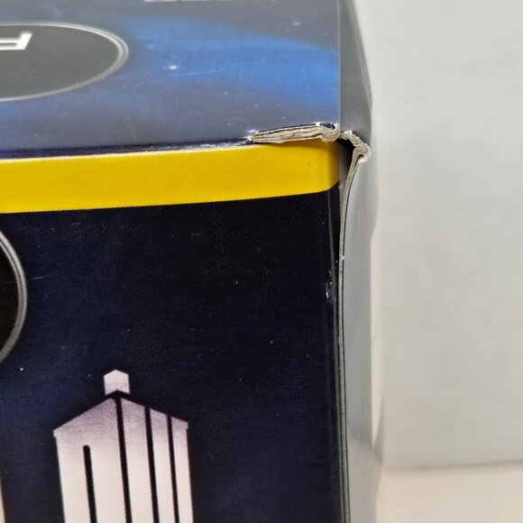 NEW SEALED Doctor Who Trivial Pursuit Game 50th Anniversary Edition NIB - Picture 4 of 8